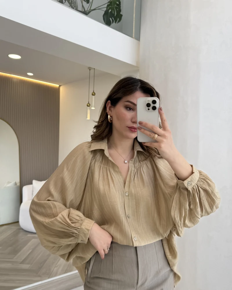 Sweden Yakası Gipeli Balon Kol V Yaka Çizgili Gömlek - Açık Haki - Kod: 580768