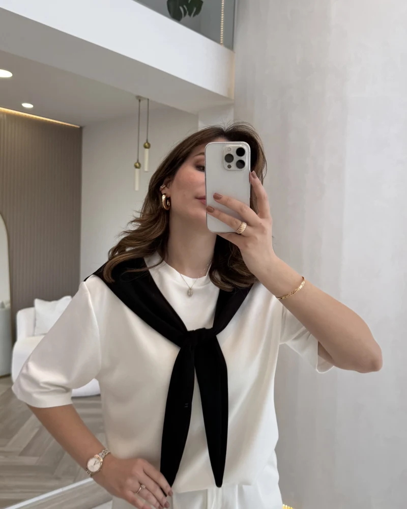 Sawa Fular Detay T-Shirt - Siyah - Kod: 1094