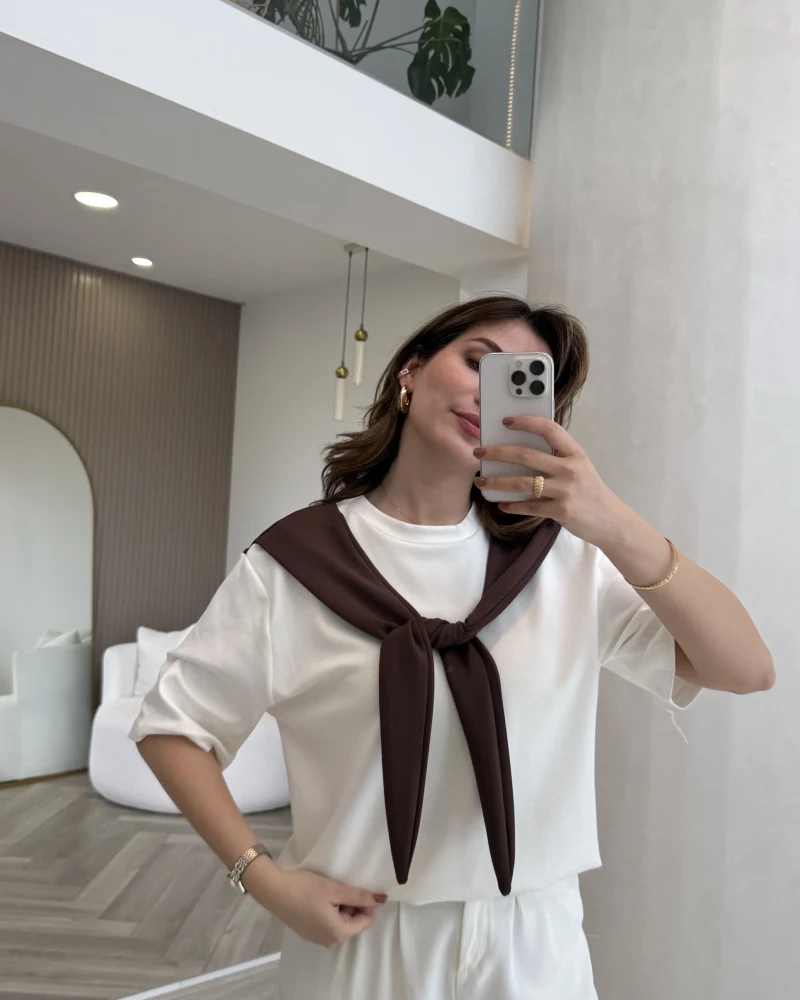 Sawa Fular Detay T-Shirt - Kahverengi - Kod: 1094