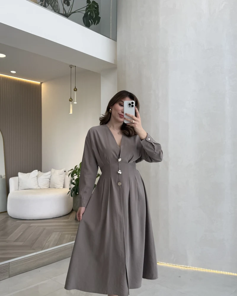 Önü Aksesuaar Detaylı Modal Elbise - Vizon - Kod: 3078