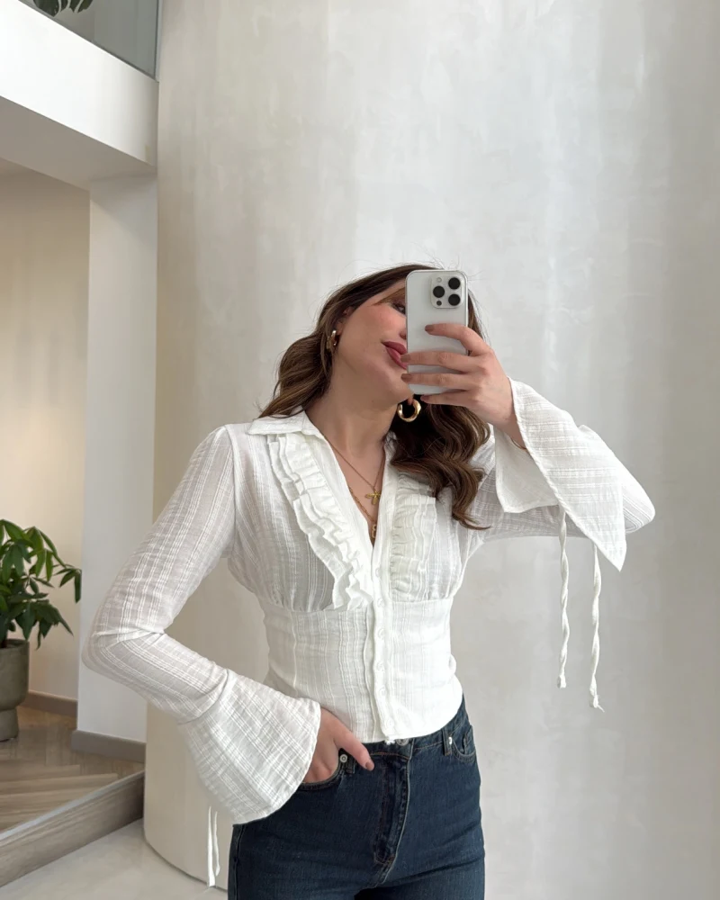 Bele Oturan Fırfırlı Gömlek - Beyaz - Kod: 0983