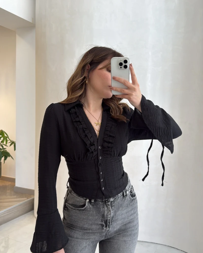 Bele Oturan Fırfırlı Gömlek - Siyah - Kod: 0983