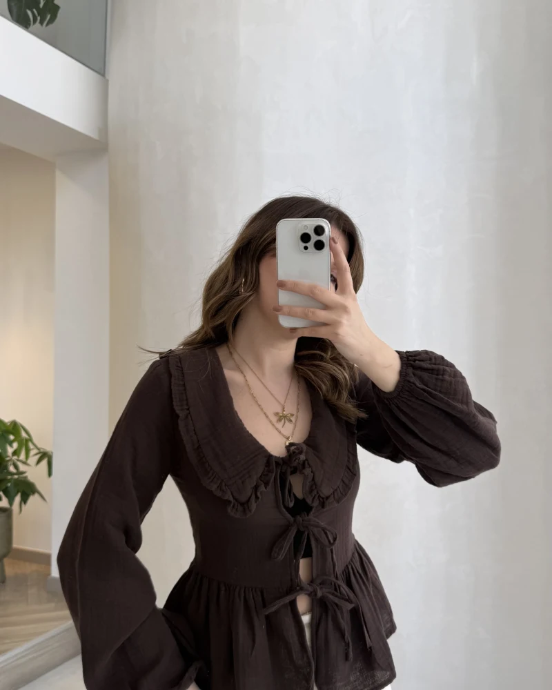 Petra Bebe Yaka Bağlamalı Bluz - Acı Kahve - Kod: 1051