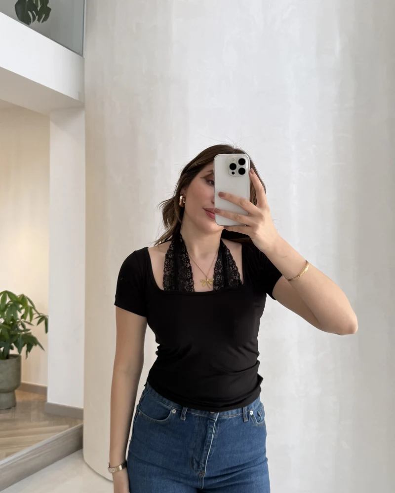 Dantel Boyundan Geçmeli Bluz - Siyah - Kod: 8570