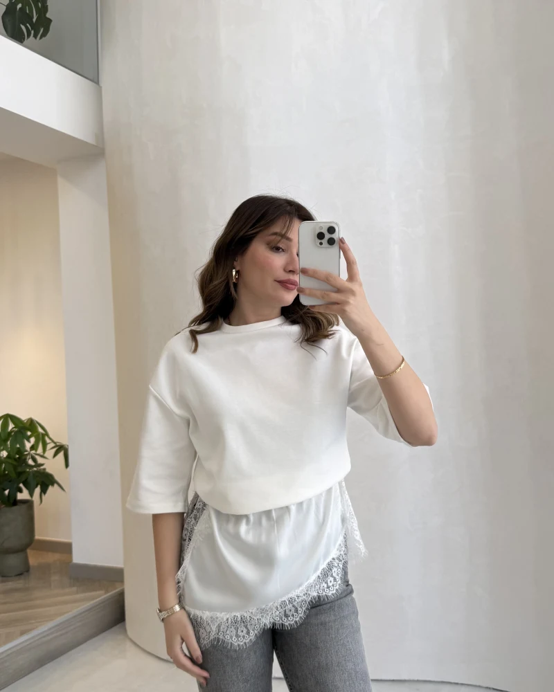 Asimetrik Kesim Dantel Detay T-shirt - Ekru - Kod: 0771