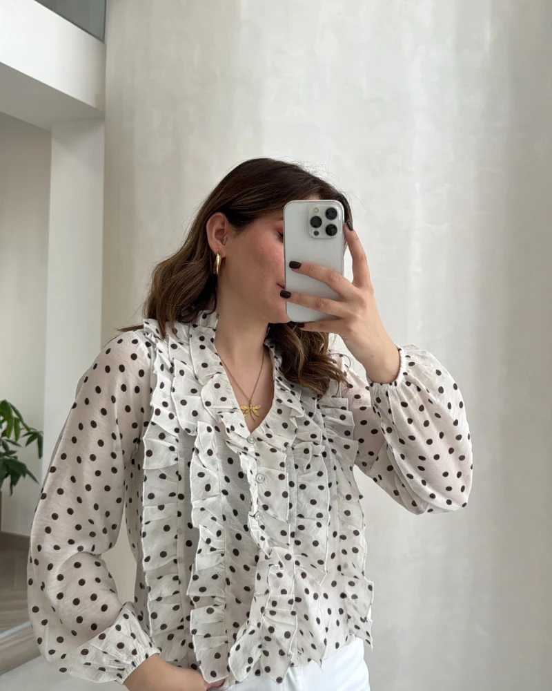 Fırfırlı Puantiye Desenli Gömlek - Bej - Kod: 2271