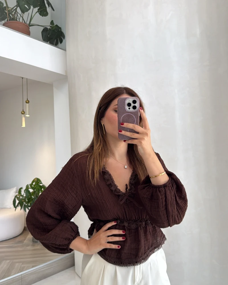Ballet Dantel Detay Beli Lastikli Bluz - Kahve - Kod: 1093