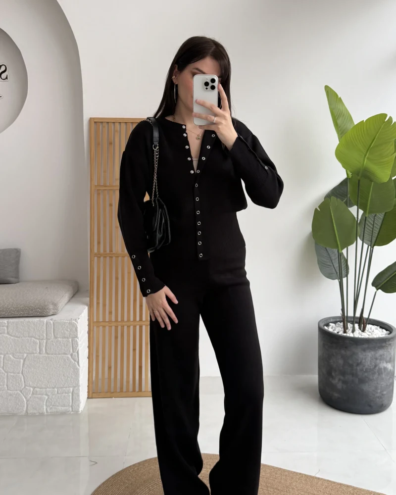 Çıt Çıt Düğme Detay Triko Takım - Siyah