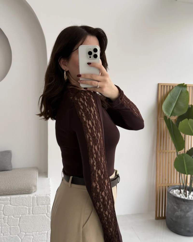 Dantel Detay Parmak Geçmeli Body - Acı Kahve
