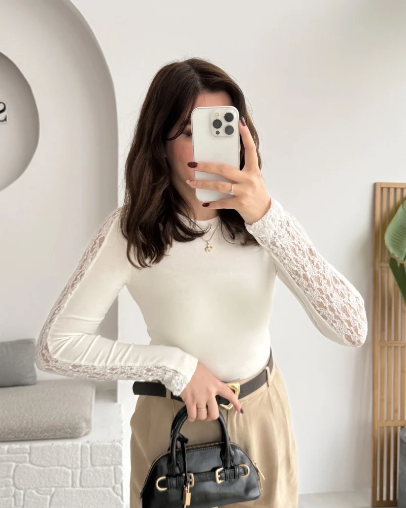Dantel Detay Parmak Geçmeli Body - Ekru