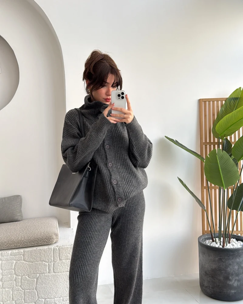 Delaney Boğazlı Triko Hırka Takım - Antrasit