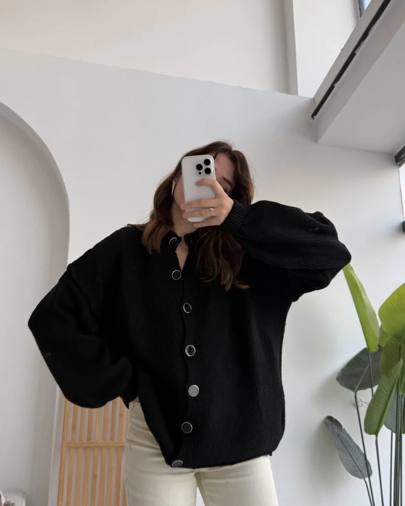 Düğmeli Balon Kol Hırka - Siyah