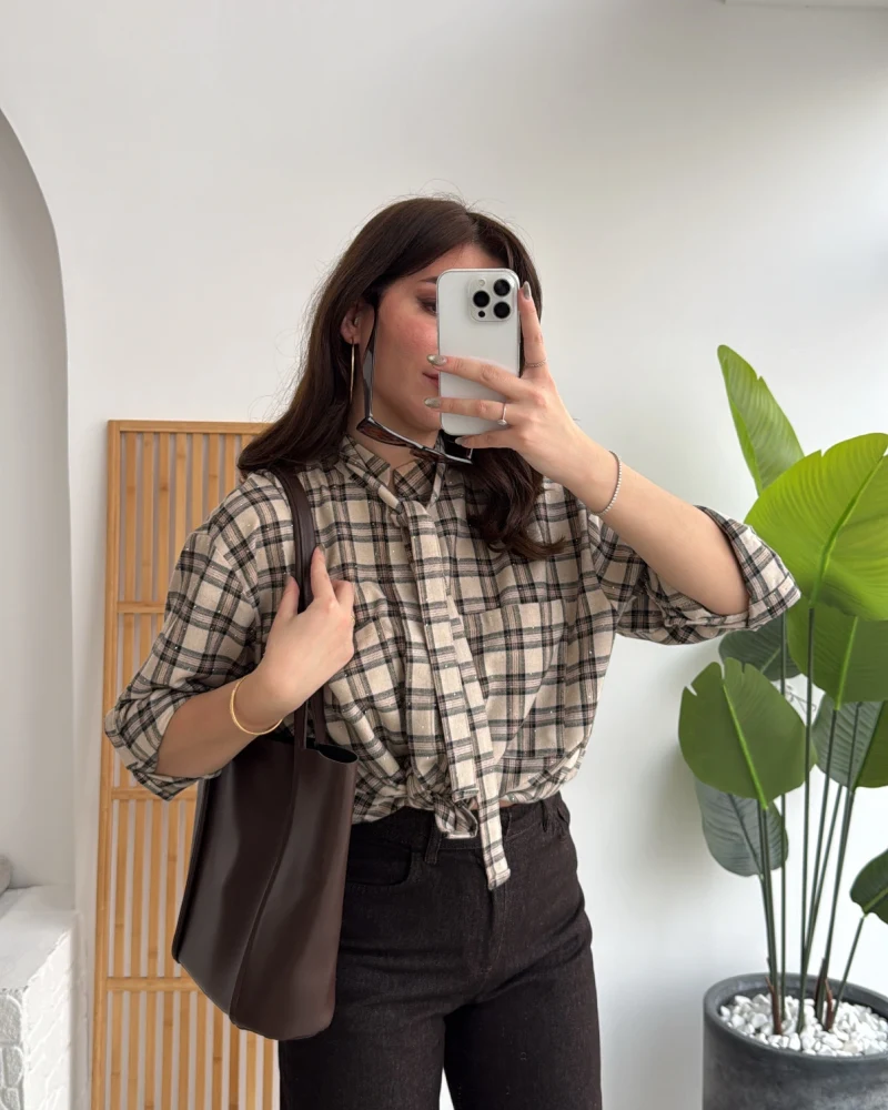 Fular Bağlamalı Taşlı Gömlek - Bej - Kod: 2180