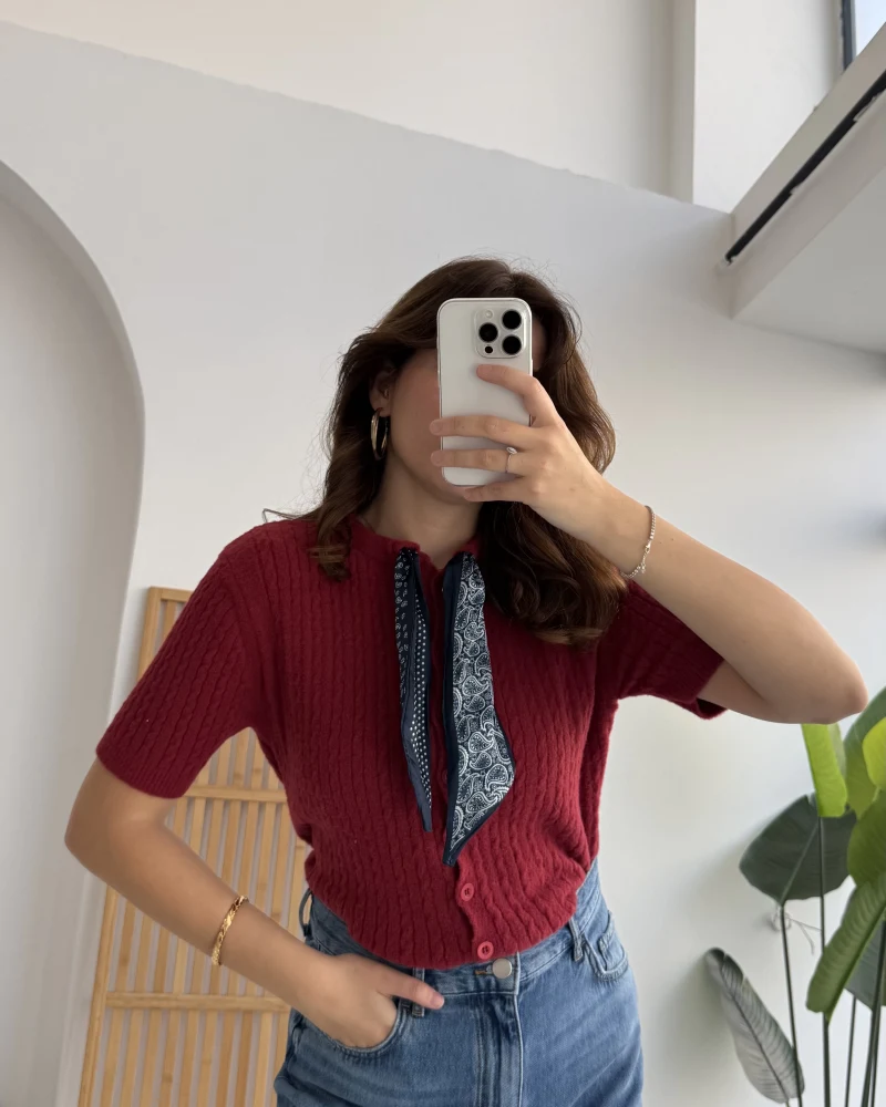 Fularlı Saç Örgü Hırka - Kırmızı