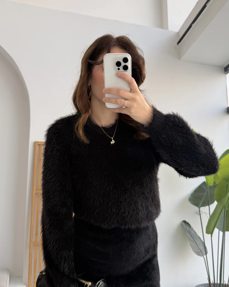 Kalina Bisiklet Yaka Tüylü Yumoş Kazak - Siyah