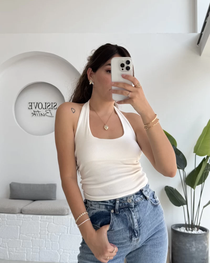Karolina Boyundan Geçmeli Crop - Beyaz
