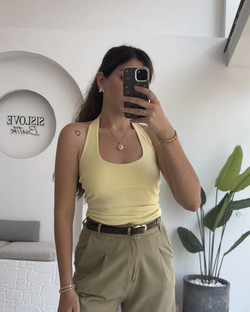Karolina Boyundan Geçmeli Crop - Sarı
