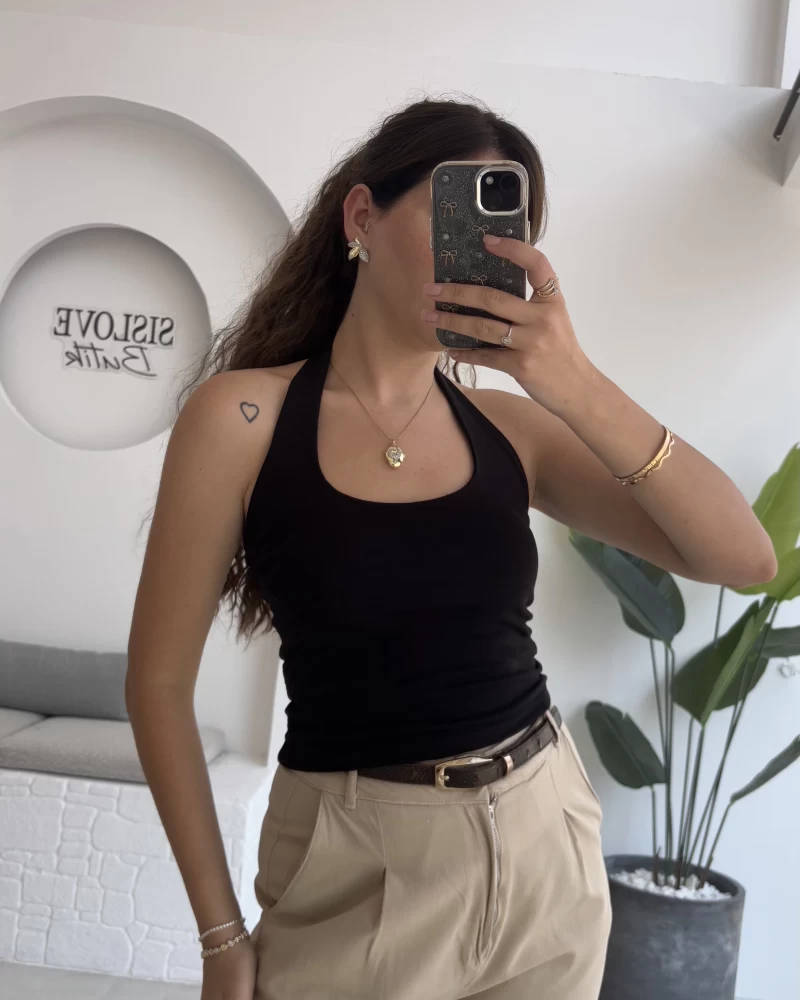 Karolina Boyundan Geçmeli Crop - Siyah