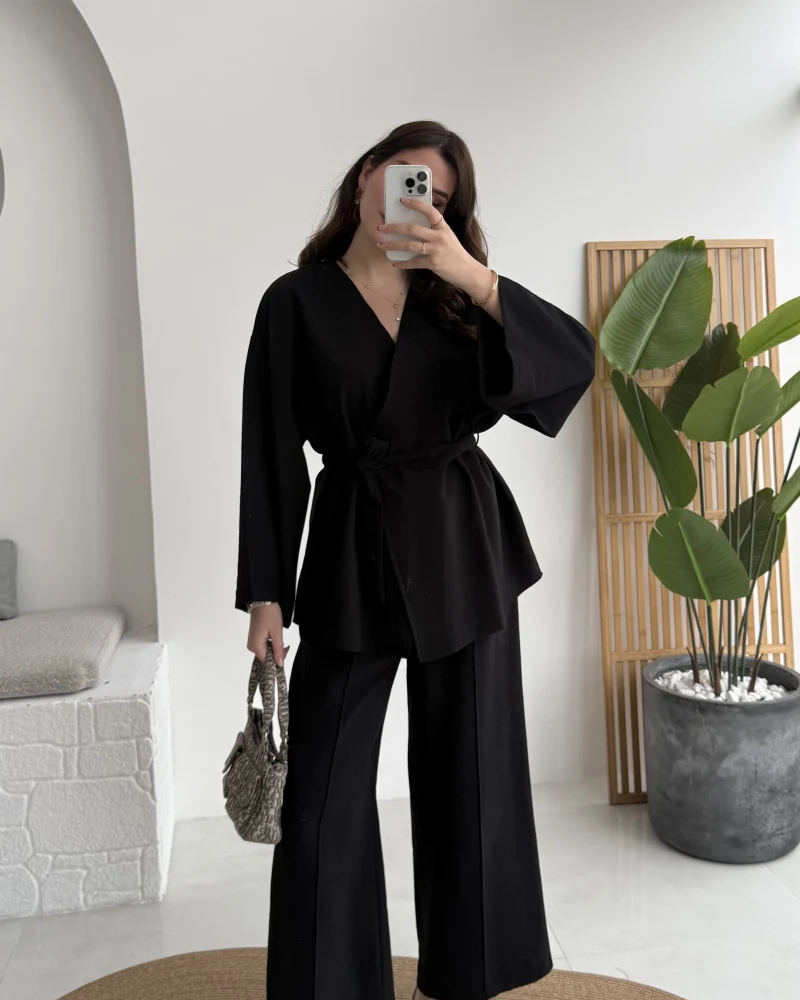 Marcelene Düğmeli V Yaka Kuşaklı Takım - Siyah - Kod: 8892