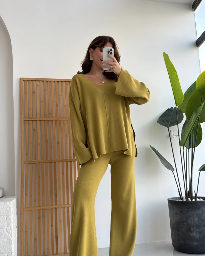 Now V Yaka Triko Takım ZEYTİN YEŞİLİ