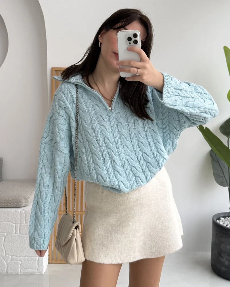 Örgülü Dik Yaka Fermuarlı Kazak - Cam Göbeği - Kod: 231078