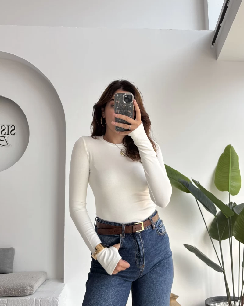 Oys Kırık Beyaz Parmak Geçmeli Body