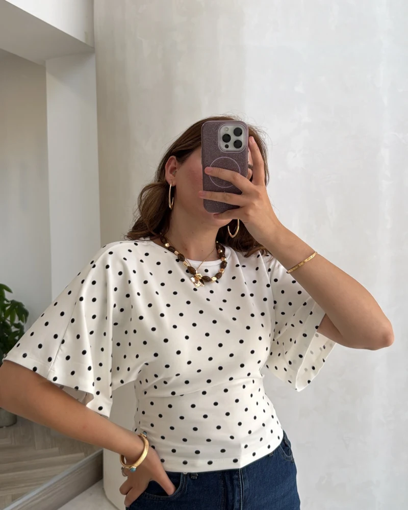 Puantiye Desenli Beli Büzgülü T-Shirt - Ekru - Kod: 1105
