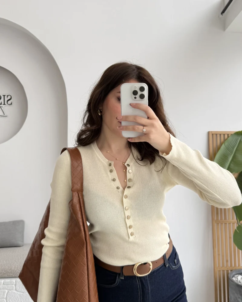 Sasha Dik Yaka Düğmeli Triko Kazak - Ekru