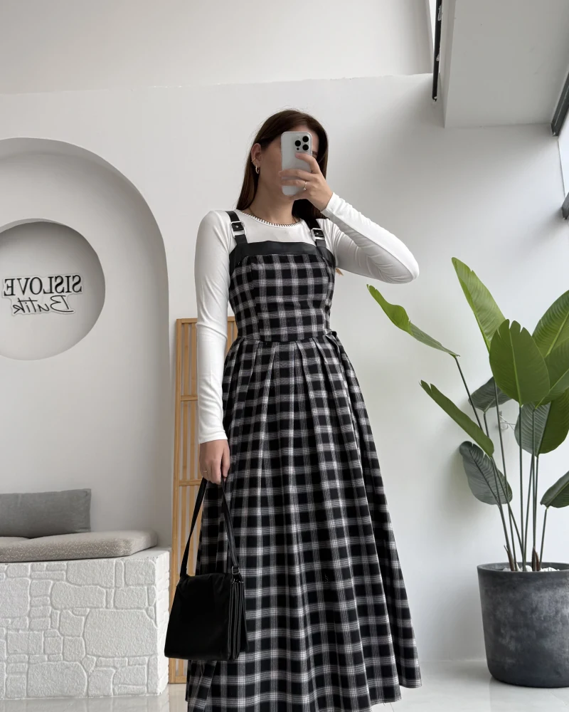 Siyah Deri Askılı Ekose Desenli Elbise