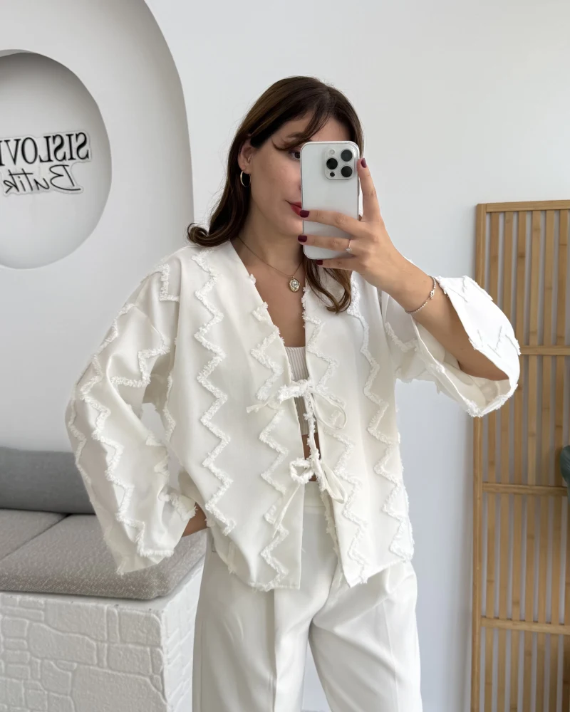 Zikzak Püsküllü Kimono - Kırık Beyaz - Kod: 7030
