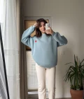 Kalp Nakışlı Sweatshirt Şardonlu Turkuaz
