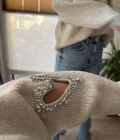 Kolları Kalp Detay Mücevher Model Kazak Krem
