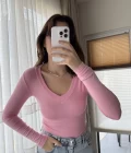 V Yaka Oys Pembe