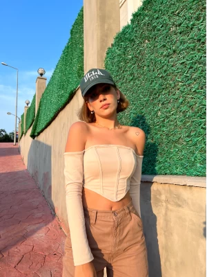 Milly Krem Crop