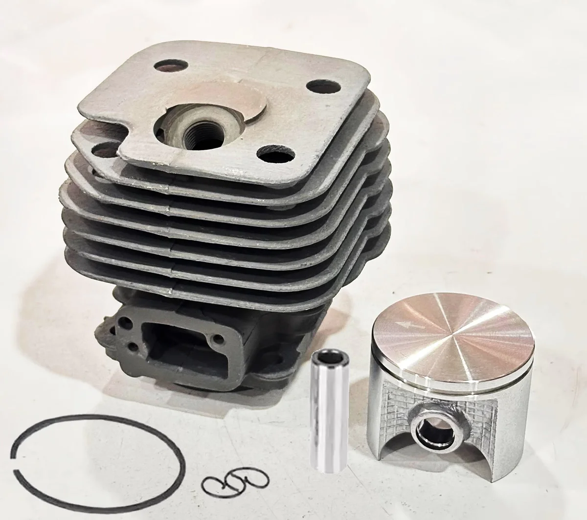 Husqvarna 268 Motorlu Testere Silindir Piston Takımı 50mm