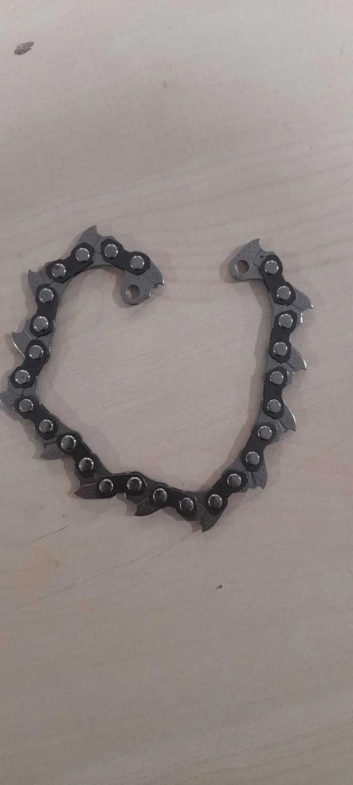 FERRİNO CANAVAR BAŞLIK ZİNCİRİ DL-2108