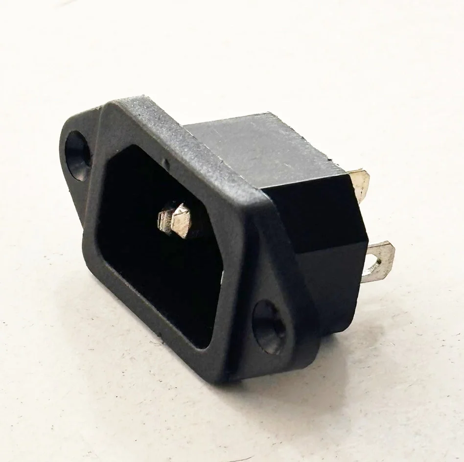 GÜÇ BAĞLANTI SOKETİ