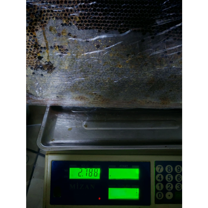 Çıtalı Çam Petek Bal Net 2500g