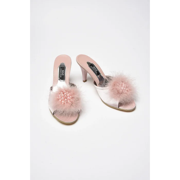 GC 125 Tüylü İncili Bayan Terlik