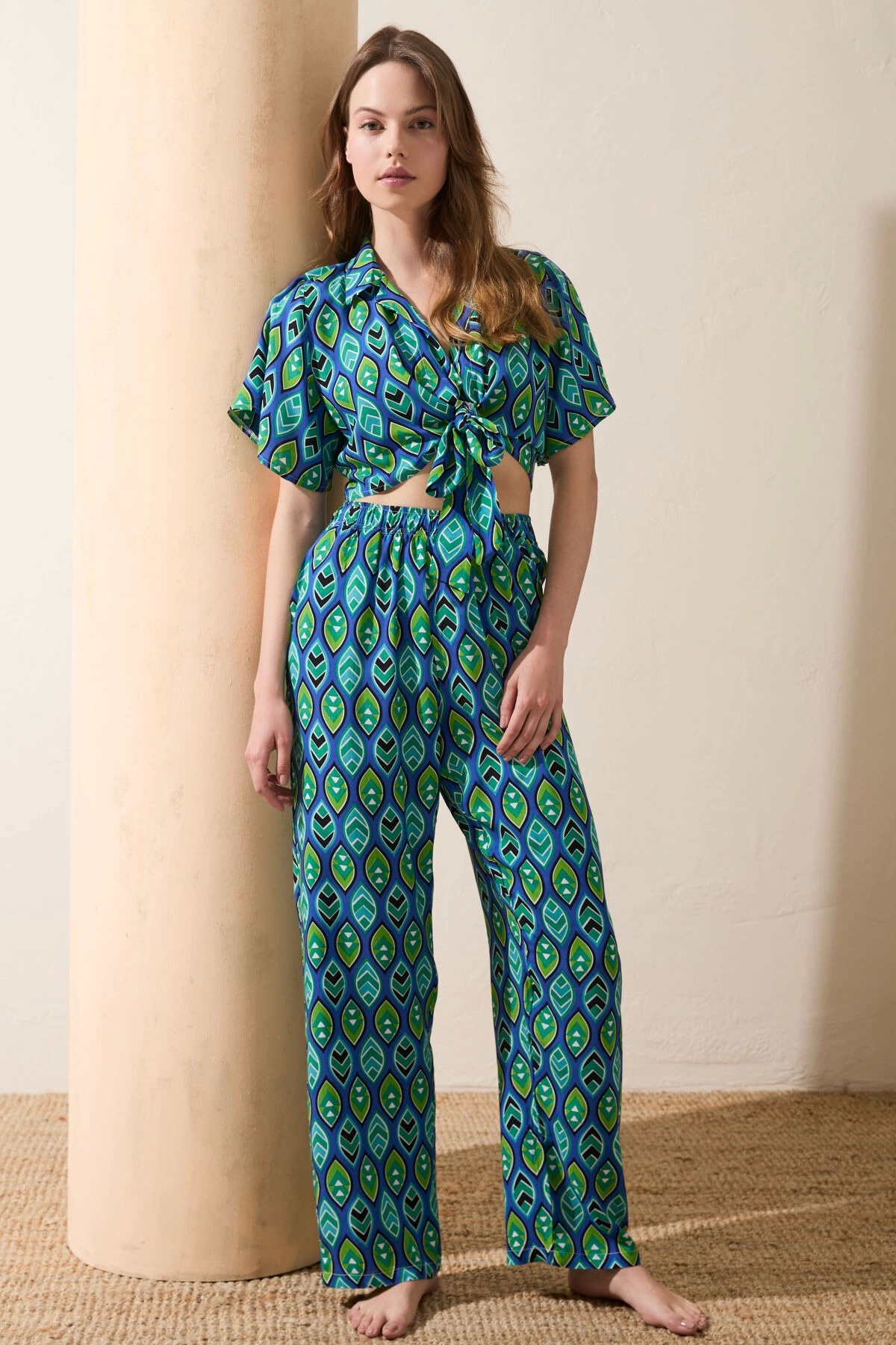 Anıl 11636 Women Short Sleeve Shirt And Pants Tool