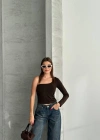 Kahverengi Tek Omuz Uzun Kollu Bluz