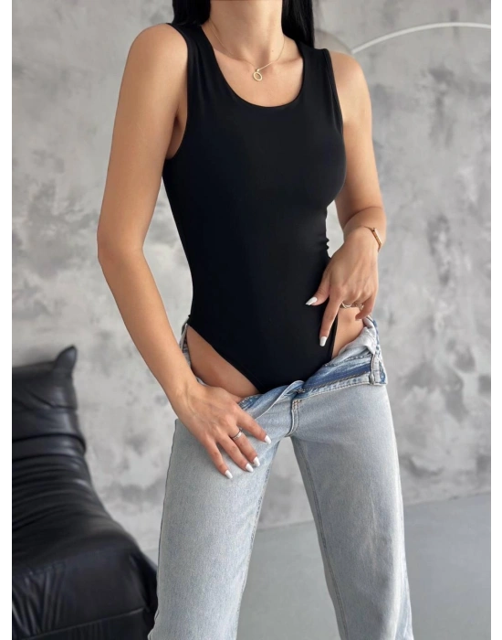 Siyah Çıtçıtlı Atlet