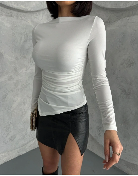 Beyaz Asimetrik Detay Bluz