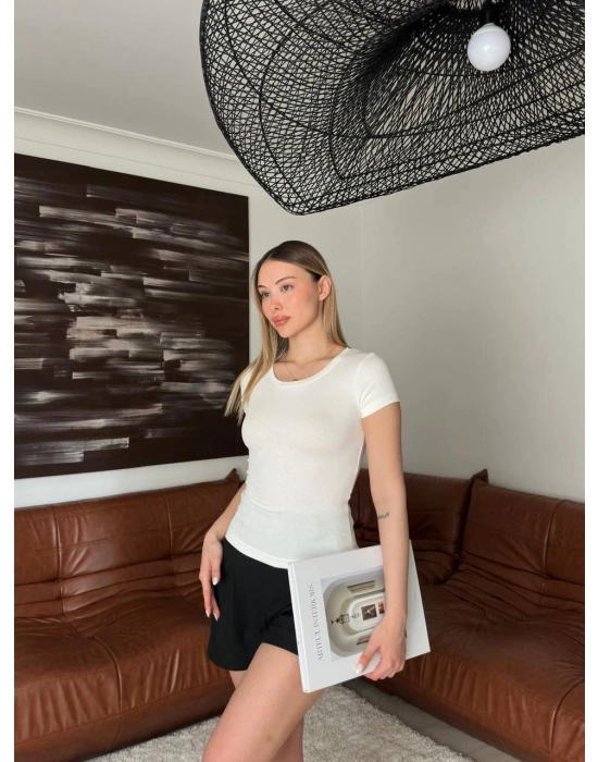 Beyaz Bisiklet Yaka Bluz