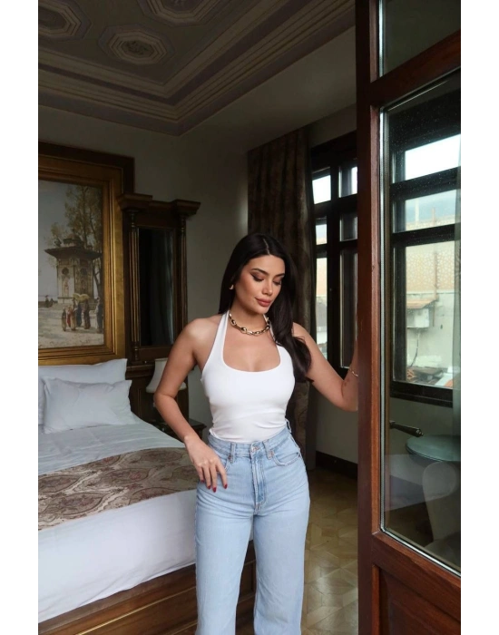 Beyaz Boyundan Geçmeli Crop