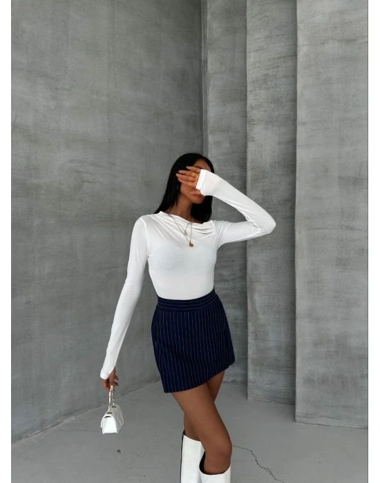 Beyaz Kayık Yaka Bluz