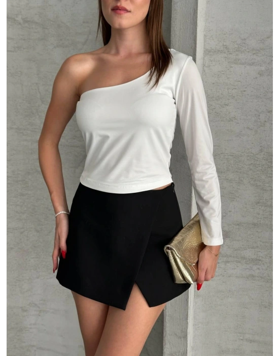 Beyaz Tek Omuz Uzun Kollu Bluz