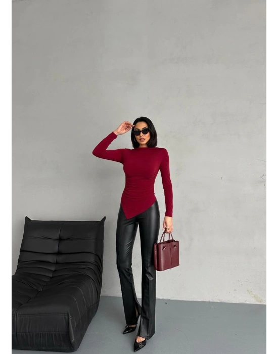 Bordo Asimetrik Detay Bluz