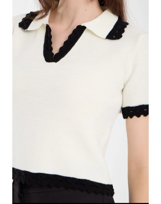 Ekru Yakası Dantelli Kısa Kollu Kazak