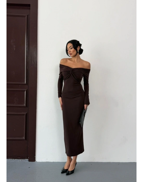 Kahverengi Düğümlü Madonna Yaka Elbise